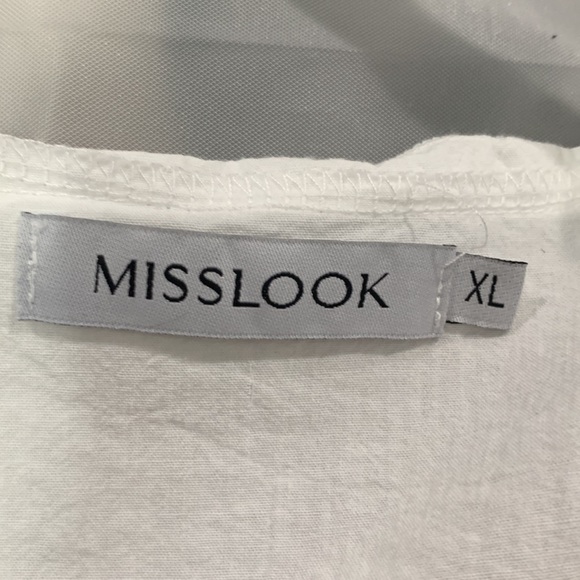 Maxi dress w/ pockets - Picture 2 of 3